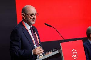 西足协主席欧美杯被取消：我们会找合适时间去完成这场比赛 配图