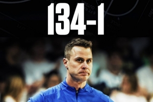 杜克半场领先15+依旧输球 疯三历史首支1号种子&此前134胜0负 配图