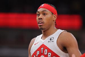 不要太轻松!斯科蒂·巴恩斯首发28分钟 14中9高效砍下23分15助 配图