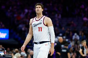 禁区守护神!大洛生涯盖帽总数超越大本 独居NBA历史第14位 配图