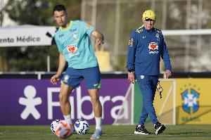 ESPN预测巴西首发：维尼修斯出战成疑，马丁内利可能替代他 配图