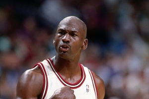 乔丹:退役就为远离篮球带给我的光环 这对我是巨大负担 我累了 配图