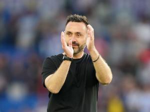 罗马诺:热刺正在全力争取德泽尔比,哪怕仅有1%希望也会去尝试 配图