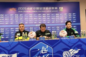 阿洛伊西：球队更擅长地面配合和传导 可能被主场糟糕场地影响 配图