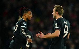 凯恩：奥利塞现在是当世最强边锋，他和迪亚斯是拜仁的核心球员 配图