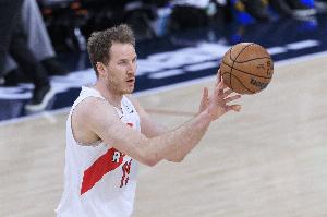 猛龙主帅：面对骑士内线珀尔特尔要扛起责任 他已做好了准备 配图