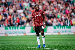 记者：罗马、维拉、布莱顿有意20岁后腰阿塞科，拜仁要价约1200万 配图