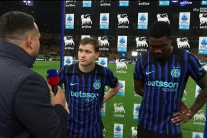 巴雷拉：球迷们高唱我们将赢得联赛冠军，令人感到愉悦 配图