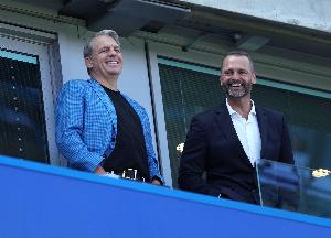 太阳报：伯利旗下网站高价卖票，切尔西足总杯半决赛票价超1000镑 配图