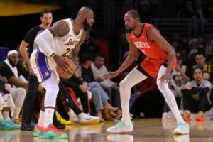 詹杜季后赛再聚首：这会是两人的绝唱吗 英雄已迟暮&且看且珍惜 配图