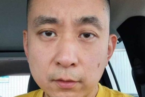 解说：勇士休赛期若搞来字母哥 算是亡羊补牢犹未为晚 配图