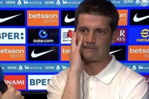 齐沃：科莫想要书写历史，我们将力争以最佳状态迎接意杯半决赛 配图