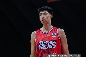 也不常见!吉林与广州半场合计20人出战无人得分上双 配图
