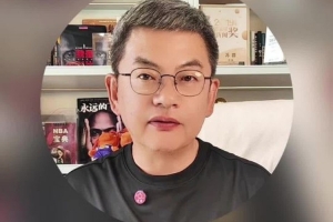 苏群：希望勇士能引进像字母哥这样的球员 帮库里再冲一把 配图