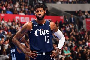 弗兰克谈乔治交易：不会活在遗憾里 我们并不总是能做出最佳决定 配图