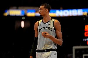 NBA官网预测马刺4-1开拓者:文班亚马首次季后赛 篮球争夺是关键 配图