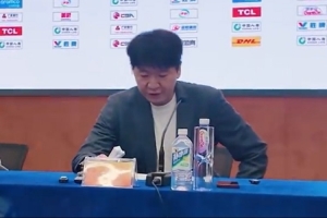 邱彪：过程跌宕起伏 在连败的情况下大家还在努力拼值得肯定 配图