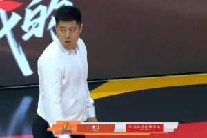 CBA官方：山西主教练潘江辱骂裁判 对其合计处罚停赛3场&罚款6万 配图