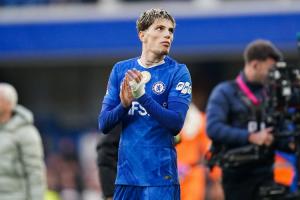 talkSPORT：切尔西愿在今夏出售加纳乔，高层认为未取得预期效果 配图