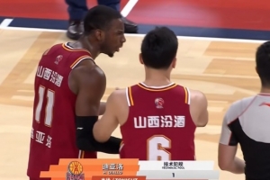 迪亚洛抱怨裁判再吃T 本赛季累计第10次技术犯规&收官战将被禁赛 配图