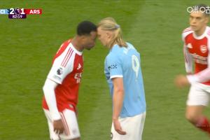 顶牛没被罚下？BBC：加布里埃尔并非用头撞击，不具有暴力性质 配图