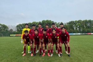 青少年足球联赛男子（U17组）开赛 海港U17队2:1浙江U17队 配图