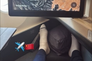 来了!拉科塞维奇社媒晒登机照 目的地中国香港 配图