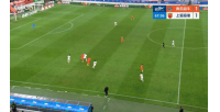 第67分钟，叶博亚接队友传球左脚抽射破门，海牛2-1领先海港 配图